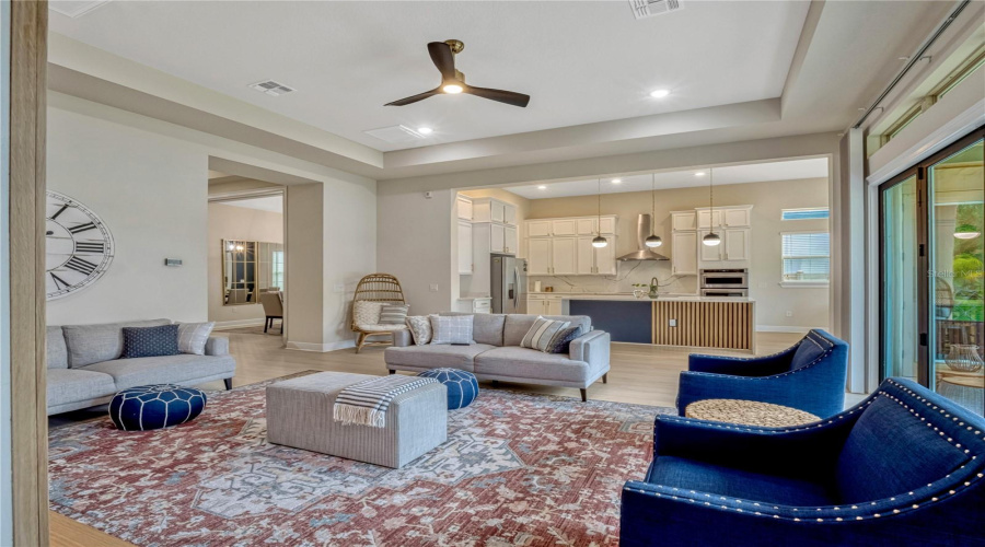 ORLANDO, Florida 32836, 5 Bedrooms Bedrooms, ,5 BathroomsBathrooms,Residential,For Sale,CHILTON,MFRO6314632