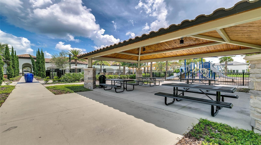 ORLANDO, Florida 32836, 5 Bedrooms Bedrooms, ,5 BathroomsBathrooms,Residential,For Sale,CHILTON,MFRO6314632