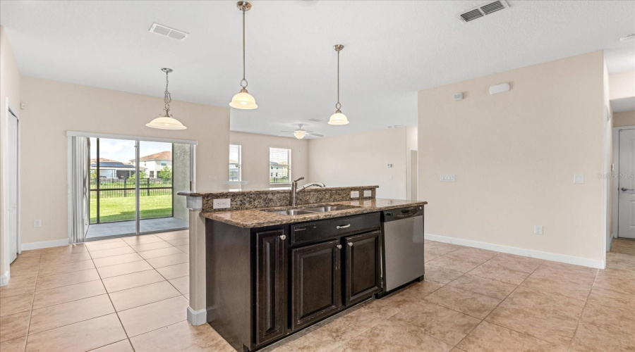 DAVENPORT, Florida 33837, 5 Bedrooms Bedrooms, ,3 BathroomsBathrooms,Residential,For Sale,CORTLAND,MFRO6316240