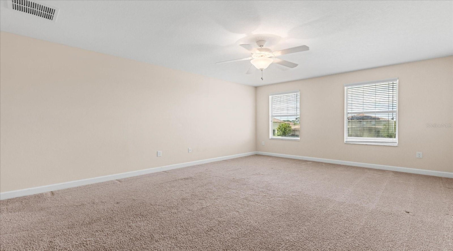 DAVENPORT, Florida 33837, 5 Bedrooms Bedrooms, ,3 BathroomsBathrooms,Residential,For Sale,CORTLAND,MFRO6316240