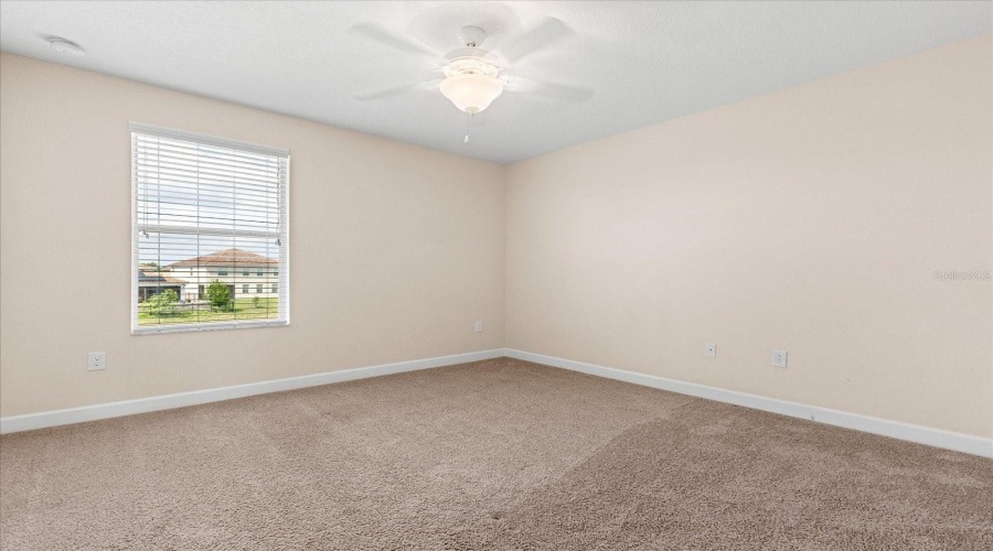 DAVENPORT, Florida 33837, 5 Bedrooms Bedrooms, ,3 BathroomsBathrooms,Residential,For Sale,CORTLAND,MFRO6316240
