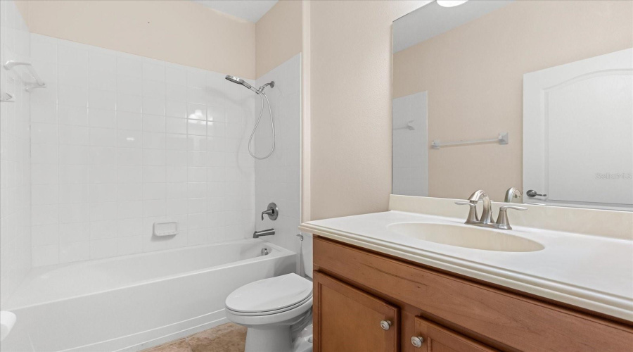 DAVENPORT, Florida 33837, 5 Bedrooms Bedrooms, ,3 BathroomsBathrooms,Residential,For Sale,CORTLAND,MFRO6316240