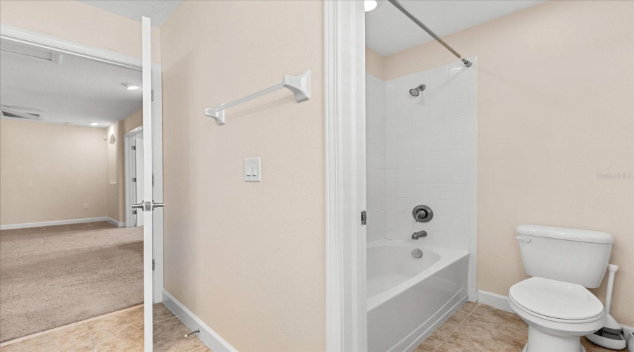 DAVENPORT, Florida 33837, 5 Bedrooms Bedrooms, ,3 BathroomsBathrooms,Residential,For Sale,CORTLAND,MFRO6316240