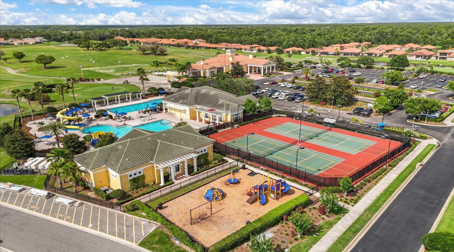 DAVENPORT, Florida 33837, 5 Bedrooms Bedrooms, ,3 BathroomsBathrooms,Residential,For Sale,CORTLAND,MFRO6316240