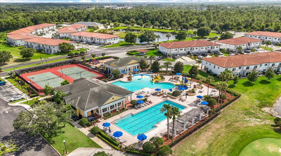 DAVENPORT, Florida 33837, 5 Bedrooms Bedrooms, ,3 BathroomsBathrooms,Residential,For Sale,CORTLAND,MFRO6316240