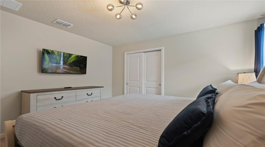 DAVENPORT, Florida 33897, 9 Bedrooms Bedrooms, ,6 BathroomsBathrooms,Residential,For Sale,LELANI,0,MFRS5128616