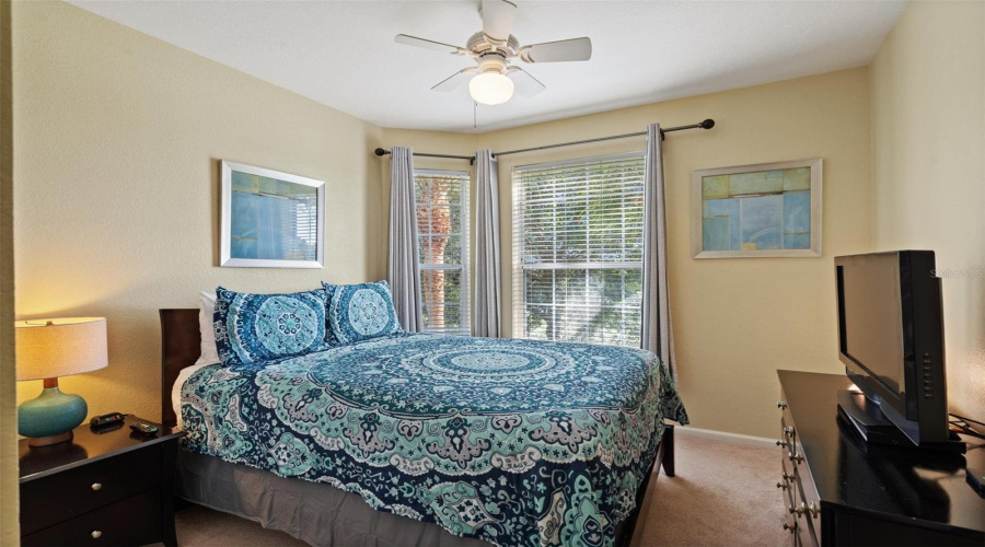 KISSIMMEE, Florida 34747, 3 Bedrooms Bedrooms, ,2 BathroomsBathrooms,Residential,For Sale,COMROW,MFRO6316331