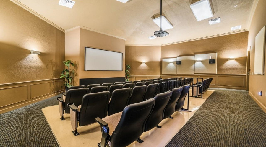 KISSIMMEE, Florida 34747, 3 Bedrooms Bedrooms, ,2 BathroomsBathrooms,Residential,For Sale,COMROW,MFRO6316331