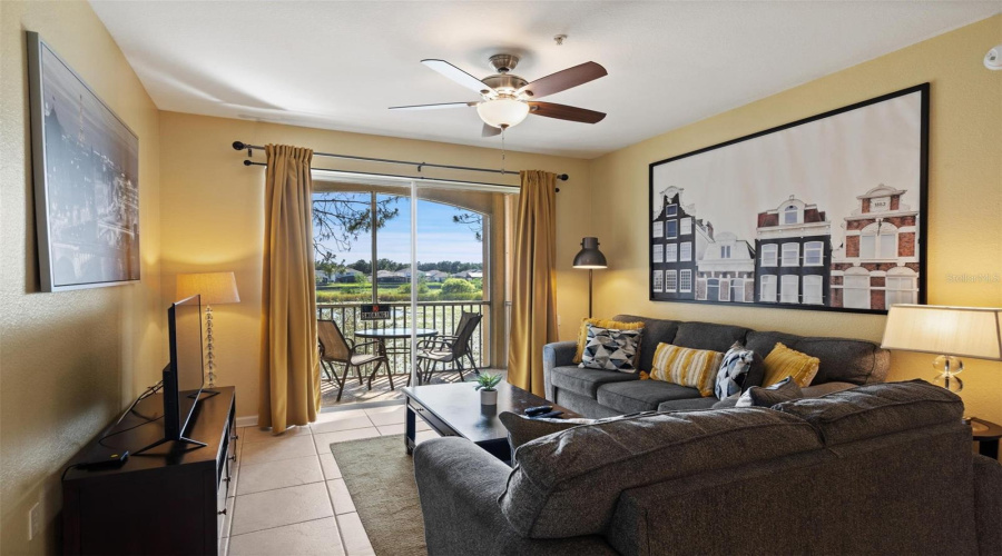 KISSIMMEE, Florida 34747, 3 Bedrooms Bedrooms, ,2 BathroomsBathrooms,Residential,For Sale,COMROW,MFRO6316331