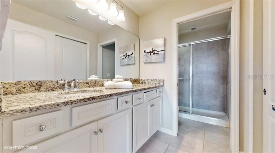 KISSIMMEE, Florida 34747, 5 Bedrooms Bedrooms, ,4 BathroomsBathrooms,Residential,For Sale,SYDNEY,MFRO6316575