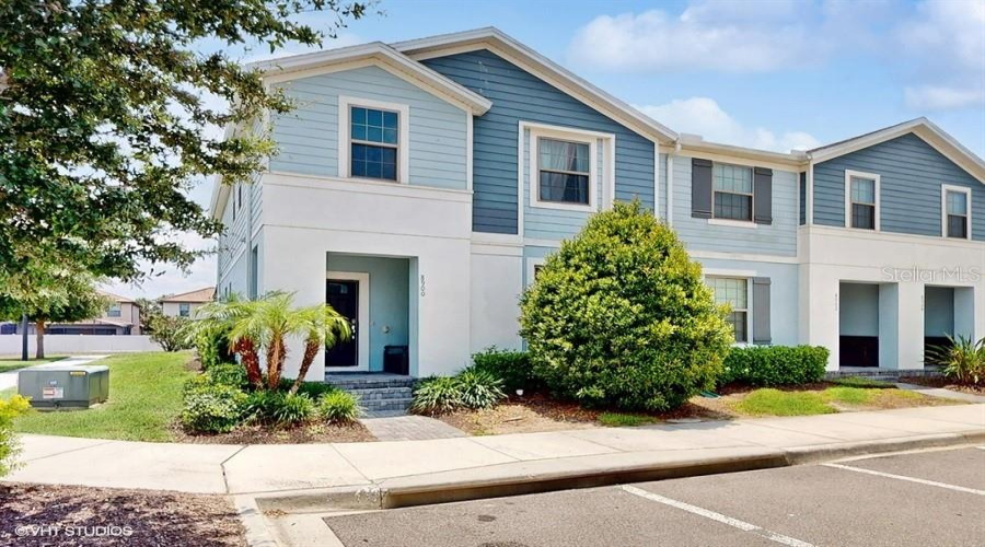 KISSIMMEE, Florida 34747, 5 Bedrooms Bedrooms, ,4 BathroomsBathrooms,Residential,For Sale,SYDNEY,MFRO6316575