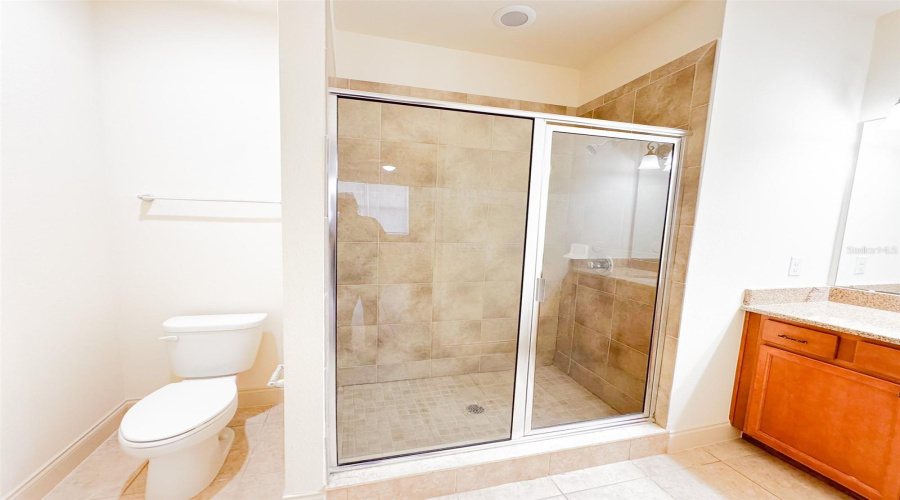 DAVENPORT, Florida 33897, 4 Bedrooms Bedrooms, ,3 BathroomsBathrooms,Residential,For Sale,BELLA VISTA,MFRO6316323