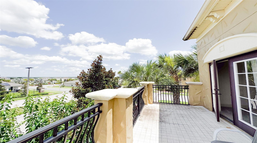 DAVENPORT, Florida 33897, 4 Bedrooms Bedrooms, ,3 BathroomsBathrooms,Residential,For Sale,BELLA VISTA,MFRO6316323