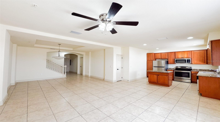 DAVENPORT, Florida 33897, 4 Bedrooms Bedrooms, ,3 BathroomsBathrooms,Residential,For Sale,BELLA VISTA,MFRO6316323