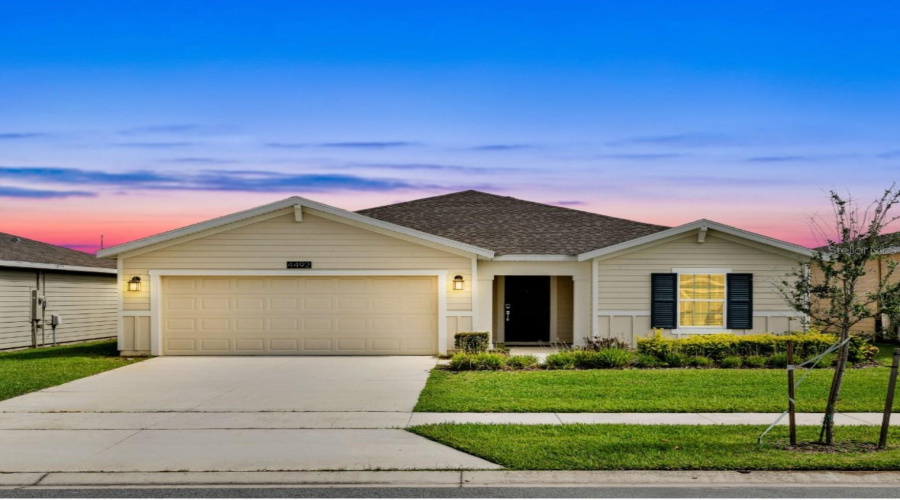 KISSIMMEE, Florida 34746, 4 Bedrooms Bedrooms, ,2 BathroomsBathrooms,Residential,For Sale,BLUFF OAK,0,MFRS5128590