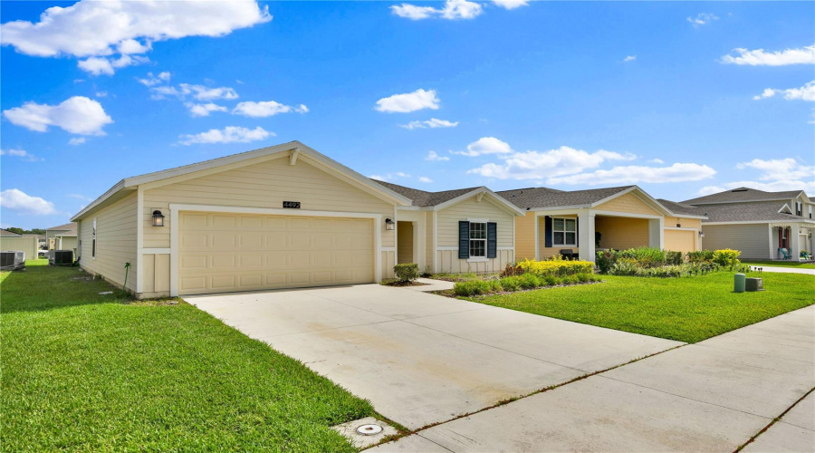 KISSIMMEE, Florida 34746, 4 Bedrooms Bedrooms, ,2 BathroomsBathrooms,Residential,For Sale,BLUFF OAK,MFRS5128590