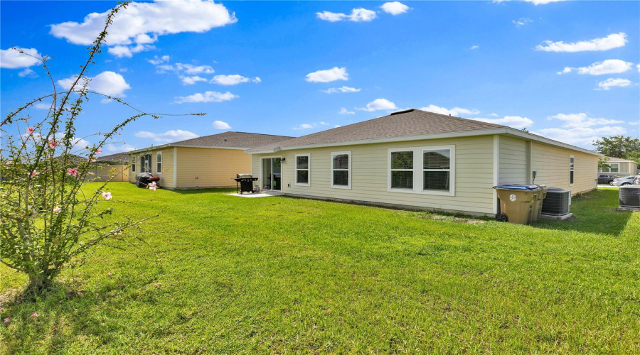 KISSIMMEE, Florida 34746, 4 Bedrooms Bedrooms, ,2 BathroomsBathrooms,Residential,For Sale,BLUFF OAK,MFRS5128590