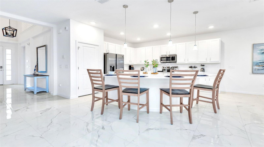 KISSIMMEE, Florida 34746, 6 Bedrooms Bedrooms, ,6 BathroomsBathrooms,Residential,For Sale,RAMA,0,MFRO6316670