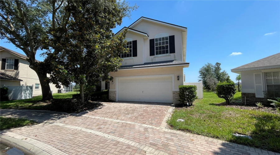 DAVENPORT, Florida 33896, 5 Bedrooms Bedrooms, ,4 BathroomsBathrooms,Residential,For Sale,WINDSOR,MFRO6316730