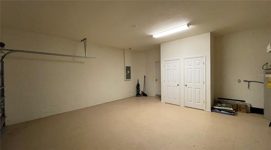 DAVENPORT, Florida 33896, 5 Bedrooms Bedrooms, ,4 BathroomsBathrooms,Residential,For Sale,WINDSOR,MFRO6316730