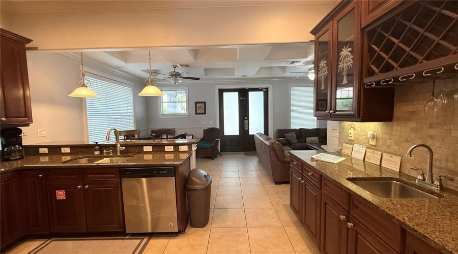 Kitchen Wet Bar