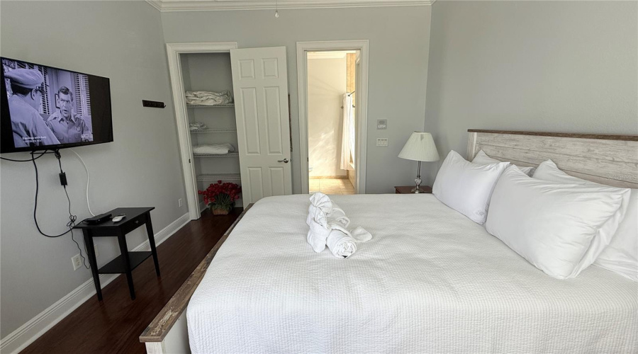 Upstairs Guest Bedroom 1
