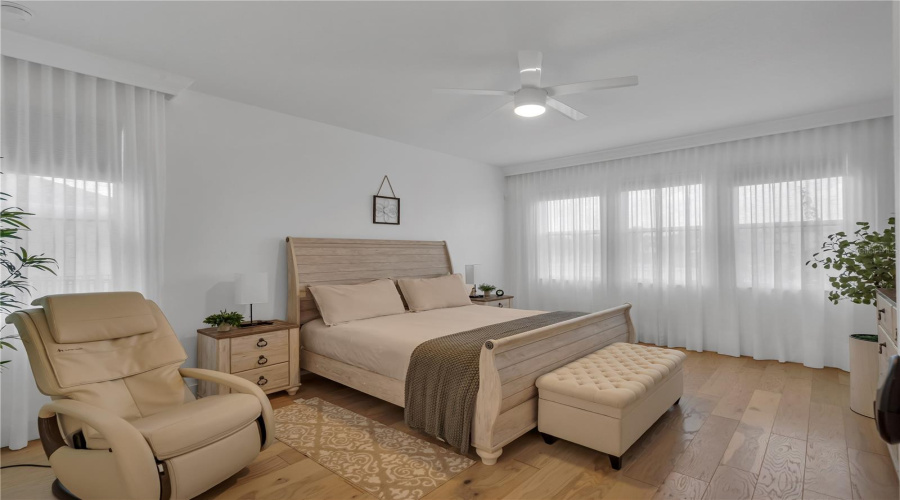 KISSIMMEE, Florida 34746, 4 Bedrooms Bedrooms, ,3 BathroomsBathrooms,Residential,For Sale,SHORESIDE,MFRR4909422