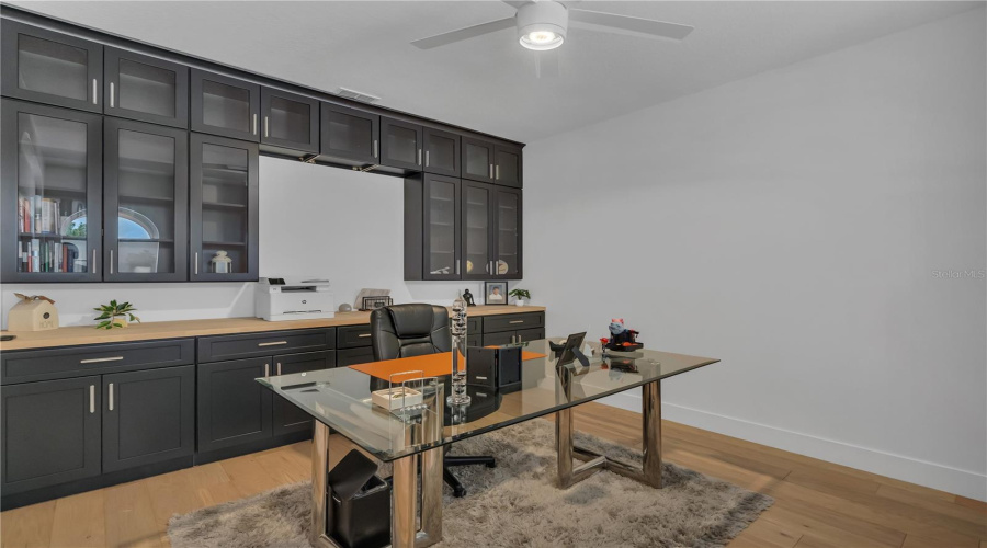 KISSIMMEE, Florida 34746, 4 Bedrooms Bedrooms, ,3 BathroomsBathrooms,Residential,For Sale,SHORESIDE,MFRR4909422