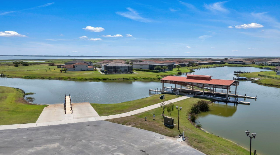 KISSIMMEE, Florida 34746, 4 Bedrooms Bedrooms, ,3 BathroomsBathrooms,Residential,For Sale,SHORESIDE,0,MFRR4909422