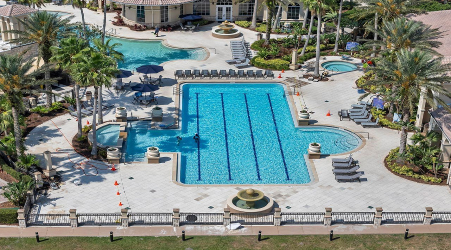 KISSIMMEE, Florida 34746, 4 Bedrooms Bedrooms, ,3 BathroomsBathrooms,Residential,For Sale,SHORESIDE,0,MFRR4909422