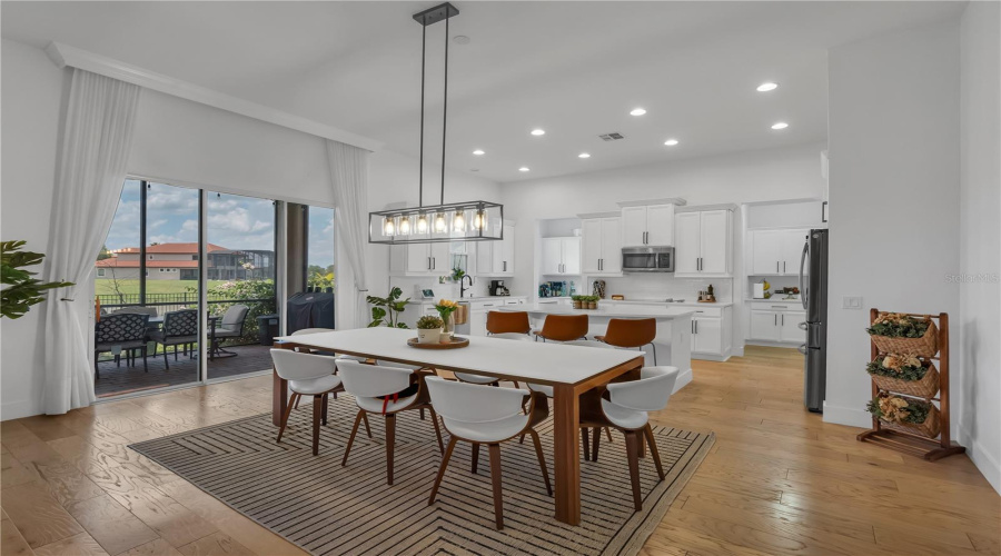 KISSIMMEE, Florida 34746, 4 Bedrooms Bedrooms, ,3 BathroomsBathrooms,Residential,For Sale,SHORESIDE,MFRR4909422