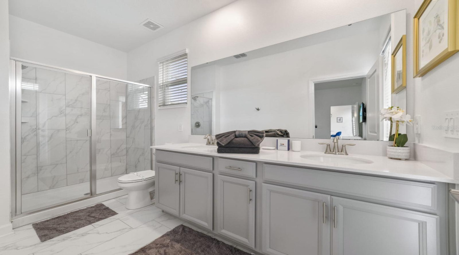 DAVENPORT, Florida 33896, 5 Bedrooms Bedrooms, ,5 BathroomsBathrooms,Residential,For Sale,SOMMERSET HILLS,0,MFRO6314954