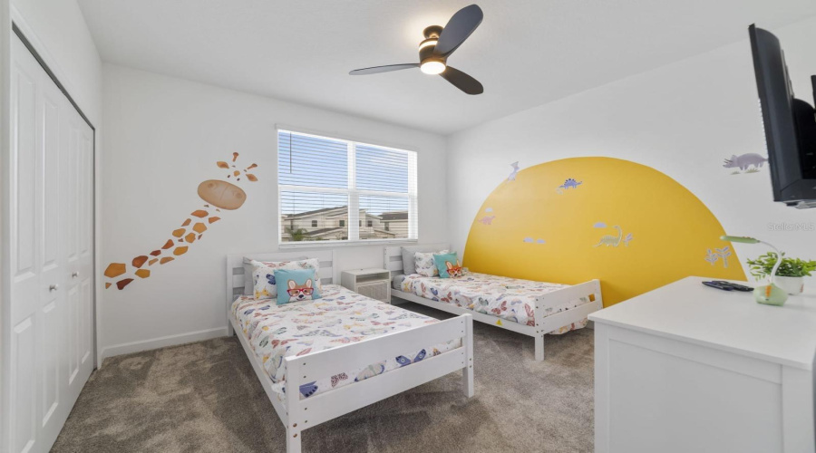 DAVENPORT, Florida 33896, 5 Bedrooms Bedrooms, ,5 BathroomsBathrooms,Residential,For Sale,SOMMERSET HILLS,0,MFRO6314954