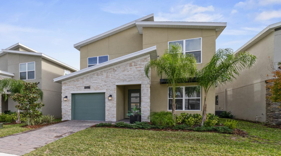 DAVENPORT, Florida 33896, 5 Bedrooms Bedrooms, ,5 BathroomsBathrooms,Residential,For Sale,SOMMERSET HILLS,0,MFRO6314954