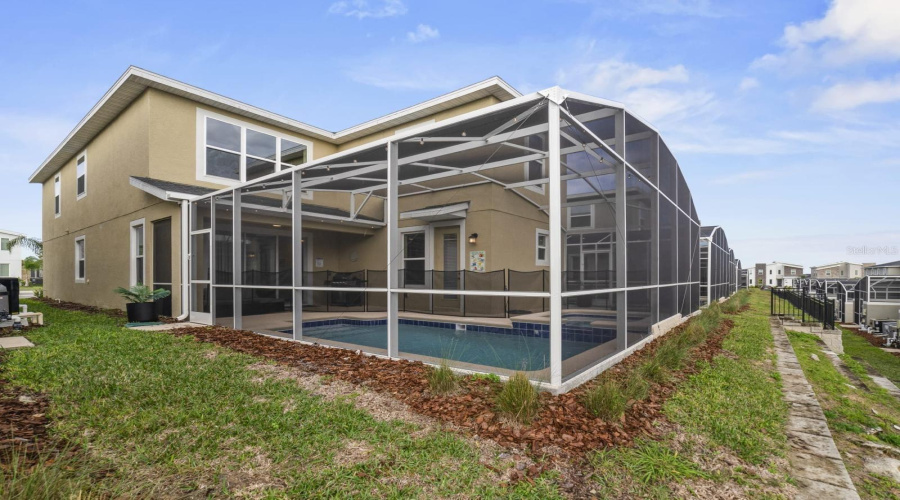 DAVENPORT, Florida 33896, 5 Bedrooms Bedrooms, ,5 BathroomsBathrooms,Residential,For Sale,SOMMERSET HILLS,0,MFRO6314954