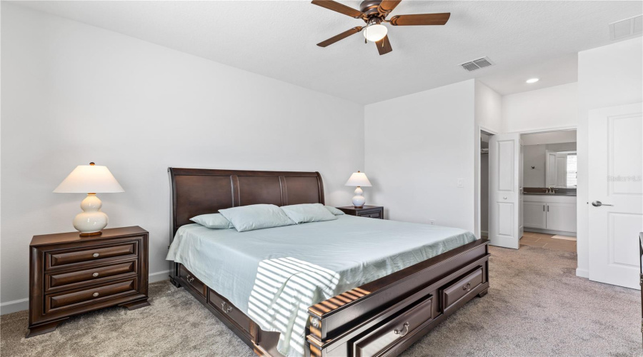DAVENPORT, Florida 33837, 4 Bedrooms Bedrooms, ,3 BathroomsBathrooms,Residential,For Sale,CAMDEN,0,MFRO6316641