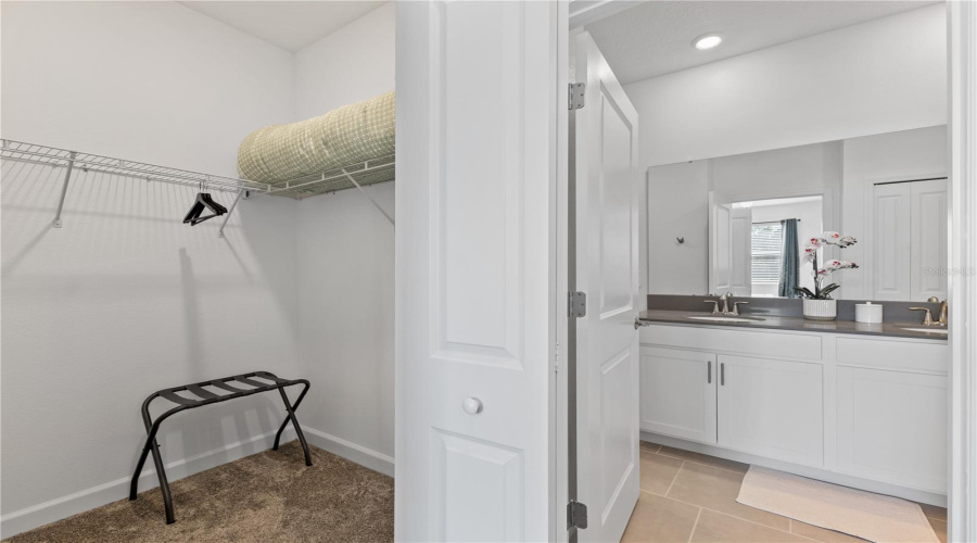 DAVENPORT, Florida 33837, 4 Bedrooms Bedrooms, ,3 BathroomsBathrooms,Residential,For Sale,CAMDEN,0,MFRO6316641