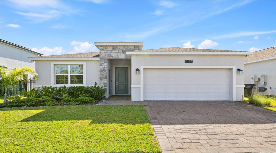 DAVENPORT, Florida 33837, 4 Bedrooms Bedrooms, ,3 BathroomsBathrooms,Residential,For Sale,CAMDEN,0,MFRO6316641