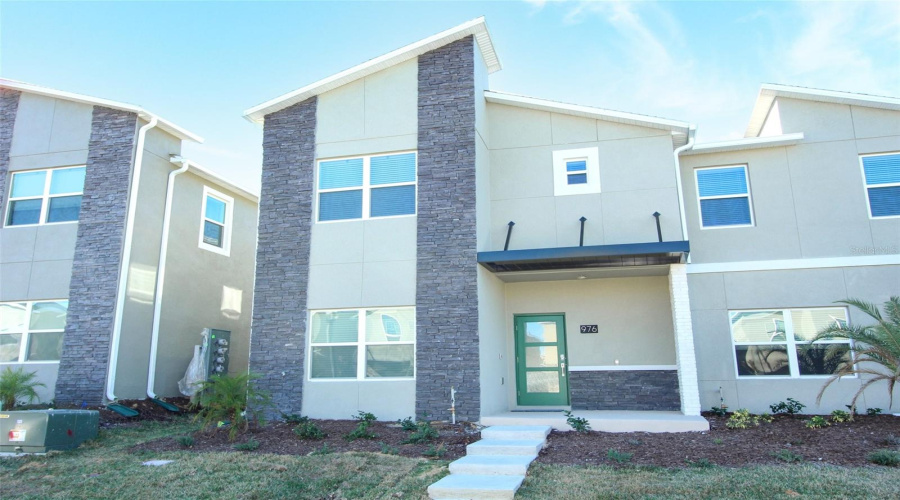 DAVENPORT, Florida 33896, 5 Bedrooms Bedrooms, ,4 BathroomsBathrooms,Residential,For Sale,LEADER,0,MFRO6316683