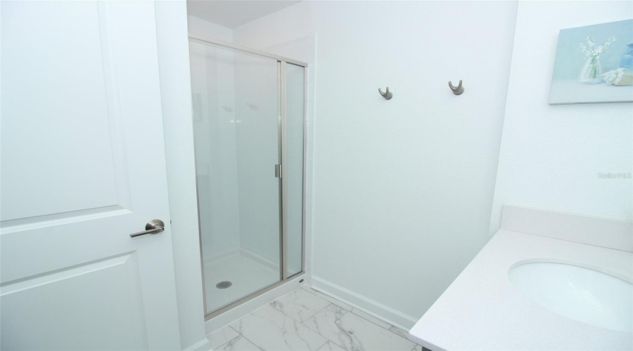 DAVENPORT, Florida 33896, 5 Bedrooms Bedrooms, ,4 BathroomsBathrooms,Residential,For Sale,LEADER,0,MFRO6316683