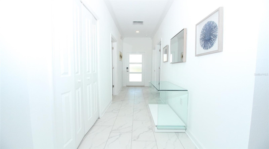 DAVENPORT, Florida 33896, 5 Bedrooms Bedrooms, ,4 BathroomsBathrooms,Residential,For Sale,LEADER,0,MFRO6316683