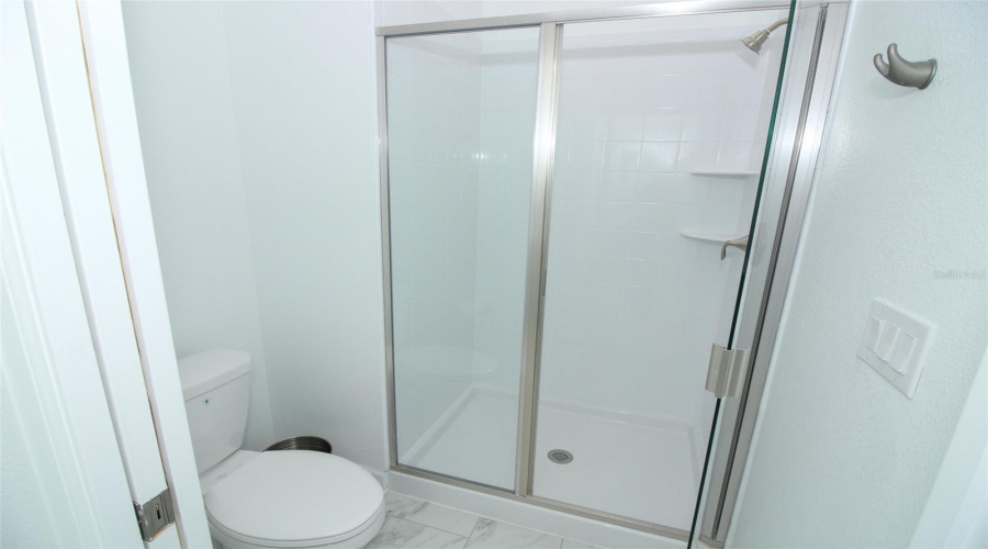 DAVENPORT, Florida 33896, 5 Bedrooms Bedrooms, ,4 BathroomsBathrooms,Residential,For Sale,LEADER,0,MFRO6316683