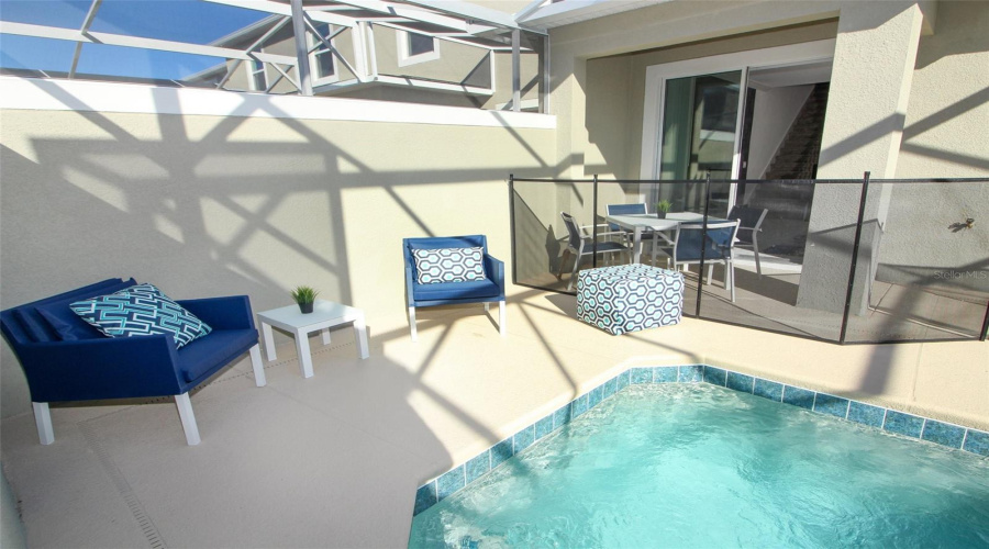 DAVENPORT, Florida 33896, 5 Bedrooms Bedrooms, ,4 BathroomsBathrooms,Residential,For Sale,LEADER,0,MFRO6316683