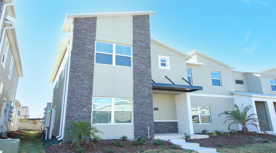 DAVENPORT, Florida 33896, 5 Bedrooms Bedrooms, ,4 BathroomsBathrooms,Residential,For Sale,LEADER,0,MFRO6316683