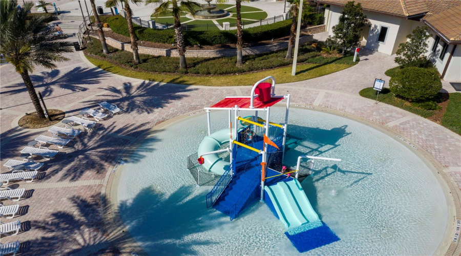 DAVENPORT, Florida 33896, 5 Bedrooms Bedrooms, ,4 BathroomsBathrooms,Residential,For Sale,LEADER,0,MFRO6316683