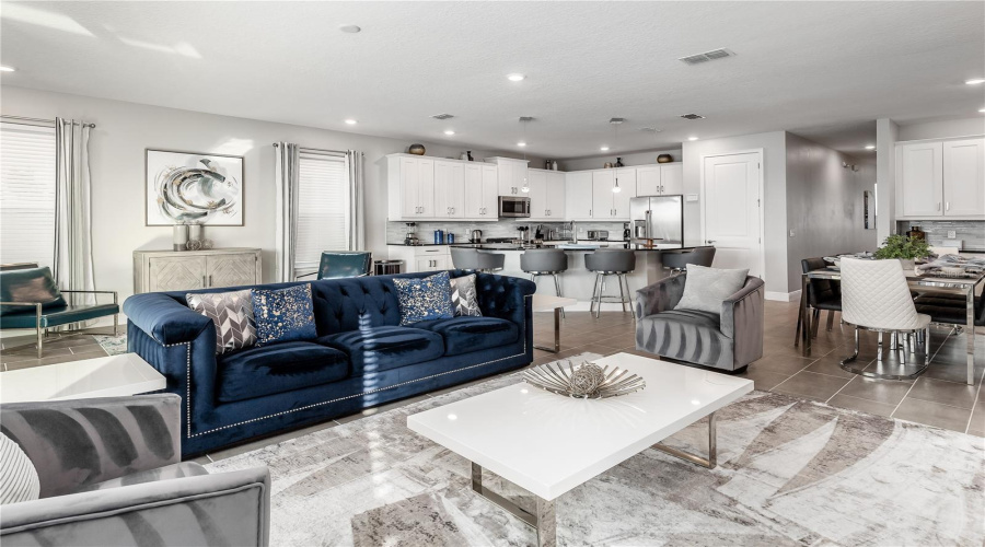 REUNION, Florida 34747, 6 Bedrooms Bedrooms, ,5 BathroomsBathrooms,Residential,For Sale,GOLDEN BEAR,MFRO6316561