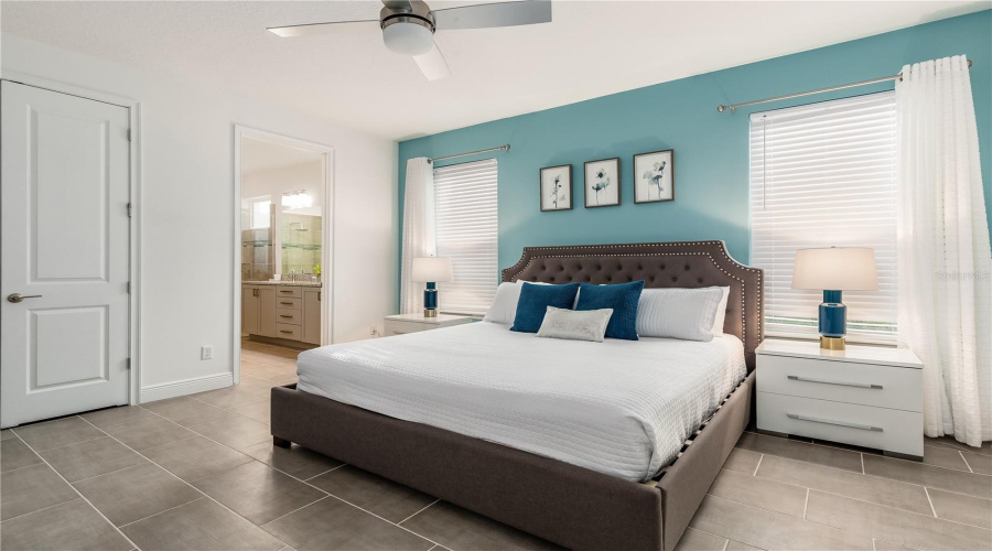 REUNION, Florida 34747, 6 Bedrooms Bedrooms, ,5 BathroomsBathrooms,Residential,For Sale,GOLDEN BEAR,MFRO6316561