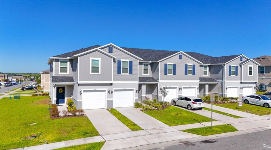 DAVENPORT, Florida 33897, 3 Bedrooms Bedrooms, ,2 BathroomsBathrooms,Residential,For Sale,MIRABELLA,0,MFRO6316855