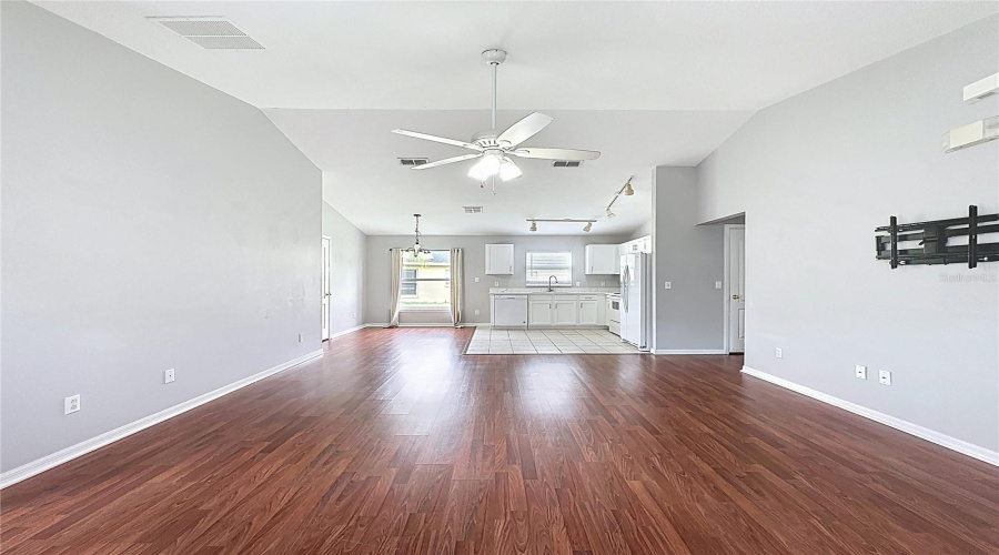 DAVENPORT, Florida 33896, 4 Bedrooms Bedrooms, ,3 BathroomsBathrooms,Residential,For Sale,SCRUB JAY,0,MFRS5128262