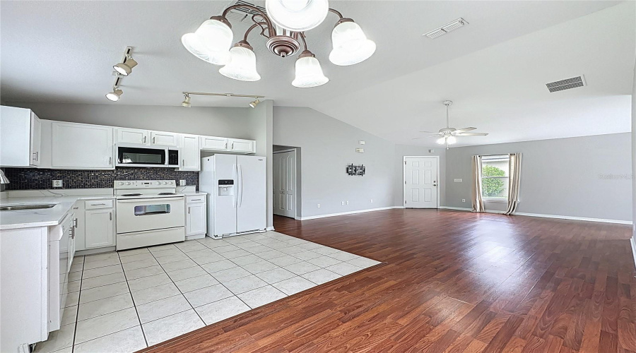 DAVENPORT, Florida 33896, 4 Bedrooms Bedrooms, ,3 BathroomsBathrooms,Residential,For Sale,SCRUB JAY,0,MFRS5128262